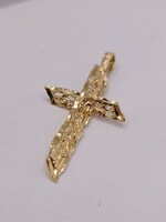  14KT YELLOW GOLD FLAT NUGGET STYLE CROSS PENDANT