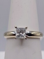  SZ 5 14kt White Gold ~.50ct Princess Cut Diamond Solitaire Ring