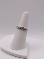  SIZE 6 950 PLATINUM ~1 TOTAL CARAT WT. PRINCESS CUT DIAMOND BAND RING