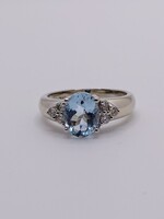  SZ 6.5 14KT WHITE GOLD ~3.5CT OVAL AQUAMARINE WITH ROUND DIAMOND ACCENT RING
