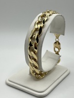  8.5" 18k Yellow Gold Curb Link Bracelet 