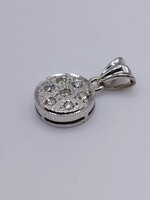  18KT WHITE GOLD ~.30 TOTAL CARAT WT. ROUND DIAMOND ILLUSION SET ROUND PENDANT