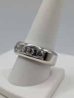 SIZE 10.5 14KT WHITE GOLD ~1 TOTAL CARAT WT. 5-DIAMOND BAND RING