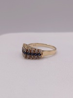  SIZE 7.5 14KT YELLOW GOLD ~.42 TOTAL GEM WT. DIAMOND AND SAPPHIRE PYRAMID RING