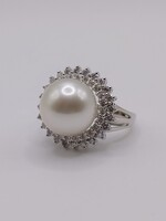  SIZE 6.5 14KT WHITE GOLD ~12.5mm WHITE PEARL WITH DIAMOND HALOS RING