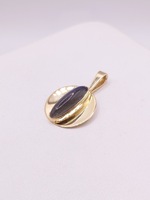 18kt Yellow Gold Oval Black Opal Cabochon Round Pendant