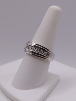  SIZE 8 10KT WHITE GOLD ~.27 TOTAL CARAT WT. 9-DIAMOND CHANNEL SET BAND RING