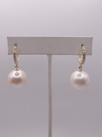  14KT YELLOW GOLD 15mm WHITE PEARL DIAMOND ACCENT 1.25" DROP EARRINGS