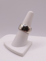  SIZE 6.5 18KT WHITE GOLD POLISHED FINISH WIDE BAND RING
