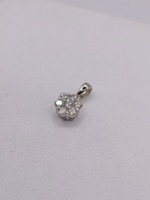  18KT WHITE GOLD ~.35 TOTAL CARAT WT. DIAMOND CLUSTER 1/2" PENDANT