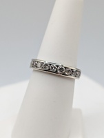  SIZE 7 14KT WHITE GOLD ~1 TOTAL CARAT WT. ROUND DIAMOND ACCENT BAND RING