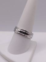  SIZE 9 900 PLATINUM POLISHED FINISH WITH ENGRAVED DOUBLE SCORE BAND RING