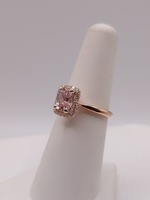  SIZE 6 14KT ROSE GOLD ~1 CARAT OVAL MORGANITE WITH ROUND DIAMOND HALO RING