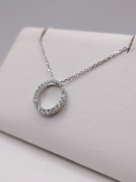  14KT WHITE GOLD ~.20 TOT. CARAT WT. DIAMOND CIRCLE PENDANT ON CHAIN NECKLACE