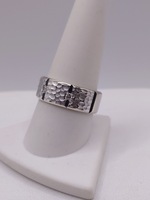  SIZE 9 14KT WHITE GOLD ~.09 TOTAL CARAT WT. 3-DIAMOND HAMMERED FINISH BAND RING