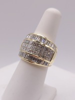  SIZE 6.5 18KT YELLOW GOLD ~5 TOTAL CARAT WT. DIAMOND CLUSTER WIDE DOME RING