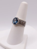  SIZE 7 14KT WHITE GOLD ~2 TOTAL GEM WT. TOPAZ WITH DIAMOND ACCENTS RING