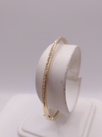  18KT YELLOW GOLD ~.33 TOTAL CARAT WT. ROUND DIAMOND PAVE 2 1/2" BANGLE BRACELET