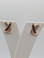  14KT YELLOW GOLD ~.40 TOTAL GEM WT. RUBY AND DIAMOND X STYLE 1/2" EARRINGS