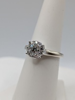  SIZE 7 14KT WHITE GOLD ~.70 TOTAL CARAT WT. ROUND DIAMOND CLUSTER RING