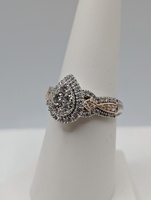  Size 7.5 14kt Two Tone Gold ~1tcw Pear Shape Diamond Cluster Ring 