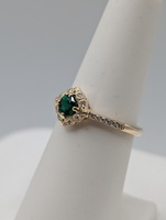  SIZE 6.5 14KT YELLOW GOLD ~.50 TOTAL GEM WT. EMERALD AND DIAMOND RING