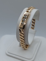  18KT YELLOW GOLD ~1 TOTAL CARAT WT. 3-DIAMOND BAR IN 8" ID STYLE BRACELET