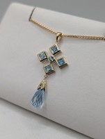  14KT YELLOW GOLD ~1.5 TOTAL CARAT WT. BLUE TOPAZ 1 3/8" DROP PENDANT