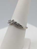  SIZE 7.5 14KT WHITE GOLD ~.15 TOTAL CARAT WEIGHT DIAMOND ACCENT TIARA BAND RING