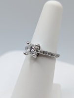  SIZE 6 950 PLATINUM ~1.2 CARAT PRINCESS CUT DIAMOND WITH DIAMOND ACCENTS RING